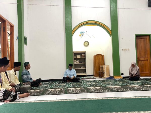 Menumbuhkan Cinta Al-Qur’an, Menguatkan Kebersamaan
